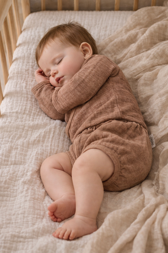 Body muślinowe Just Muslin 03235L Makoma latte– długi rękaw, kopertowe zapięcie, 100% bawełna