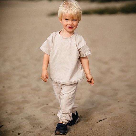 T-shirt dziecięcy oversize Eevi Simply Comfy 100% bawełna- beżowy