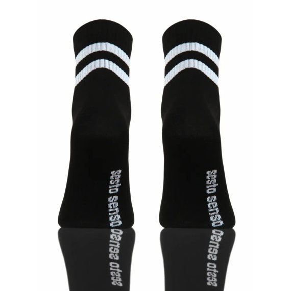 SKB05 Skarpety sportowe krótkie Sesto Senso czarny 