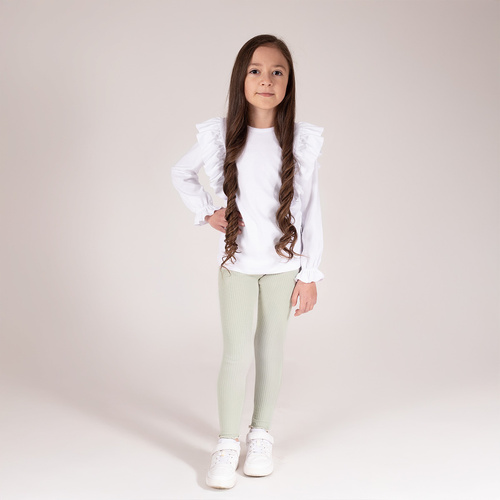 141525 Prążkowane legginsy dziewczęce Nicol – bawełna z elastanem, falbanka, oliwkowe