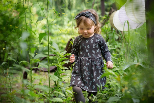 Sukienka "Stay Green" PINOKIO - grafit druk