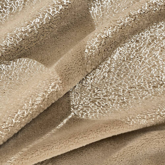 Ginko 2 Koc narzuta z mikrofibry z błyszczącym nadrukiem liści Eurofirany miodowy