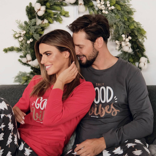 4312 "Good Vibes" Piżama Damska Doctor Nap - spruce red