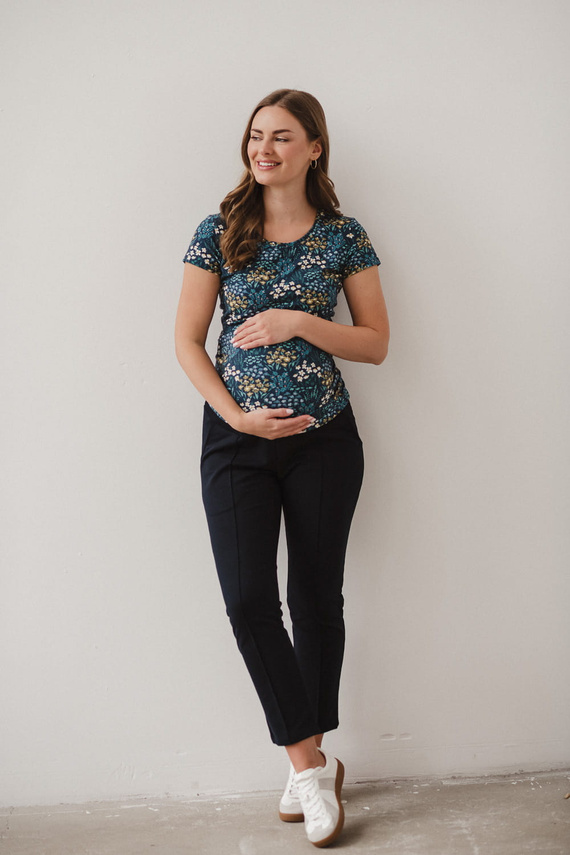 Milk Shirt Bluzka do karmienia i ciążowa z krótkim rękawem Milk&Love łąka na granatowym