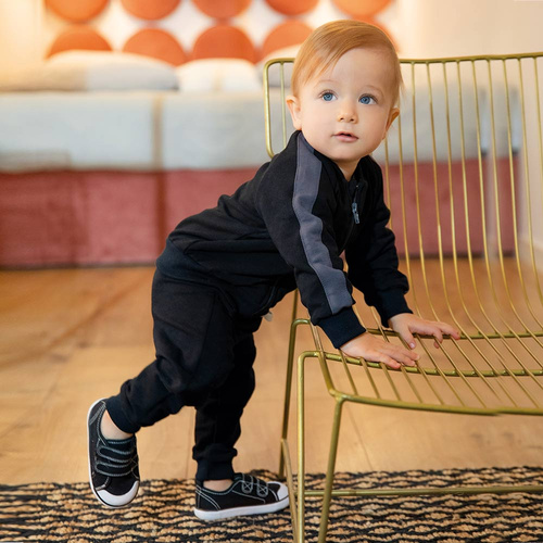 Magic Komplet dresowy dla chłopca Ewa Klucze- czarny 