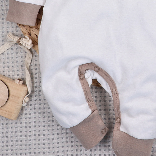 ABN-5509 Sky Journey Pajac niemowlęcy bez stópek Nini | Bawełna organiczna, zapięcie na napy