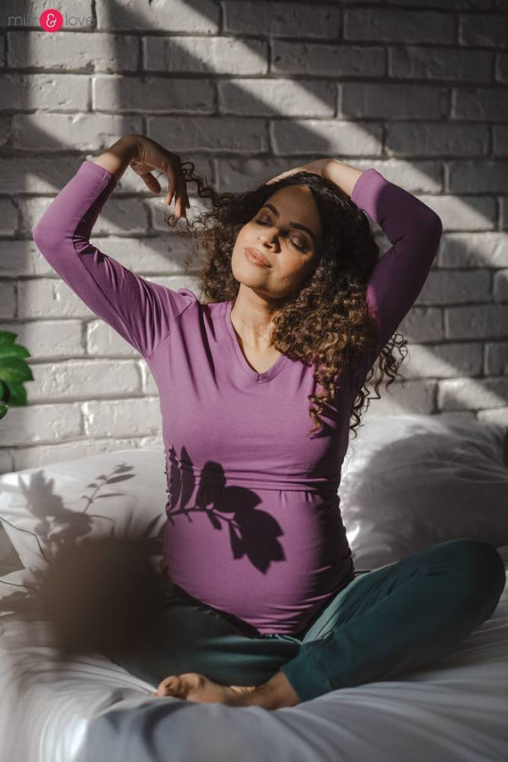 Milk Shirt Bluzka do karmienia i ciążowa z dekoltem w serek jagodowy 