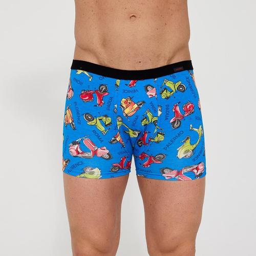 280/253 Vespa Bokserki męskie Cornette Tattoo – bawełna z elastanem, kolorowy zabawny wzór, guma w tunelu, pakowane w pudełko