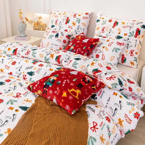 Merry Cozy Pościel świąteczna biały miś Spod Igły i Nitki– mikrofibra pluszowa 210 g/m²