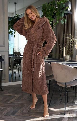2402 Geo Szlafrok damski L&L długi z kapturem czekoladowy – miękki, elegancki, wiązany