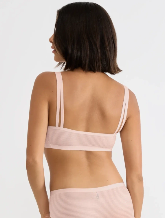 Sloggi ZERO Feel Air bralette bezszwowy – lekki, oddychający cherry pink