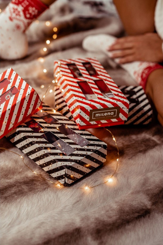 Zestaw świąteczny damski Milena 0811.018 – bawełniane 3 pary skarpet w pudełku