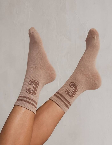 0200 Wzór Litera C Skarpety damskie Milena - beżowy