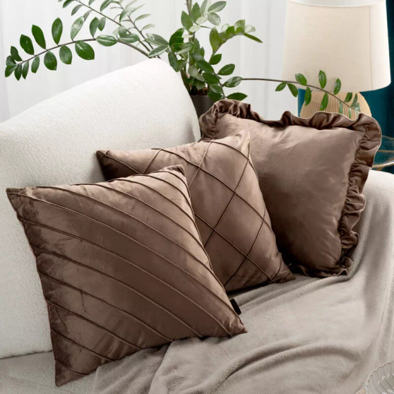 Poszewka 45x45 Brenda szałwiowa welwet Eurofirany falbanki beżowa ciemna