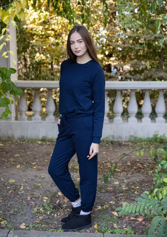 Dresowy komplet damski Wenezja Dkaren – bawełna, komfort, bluza + spodnie- granatowy