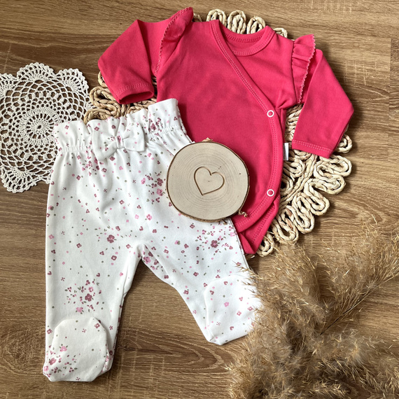 BD14327 Łączka Body kopertowe z długim rękawem Mamatti