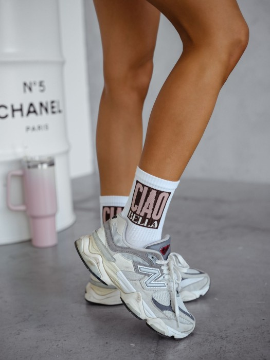 0200-174 Skarpetki damskie Milena – białe z napisem „Ciao Bella” - 2