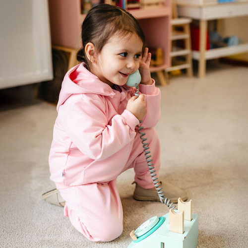 Dres dziewczęcy Eevi Cherry różowy bawełna bluza spodnie