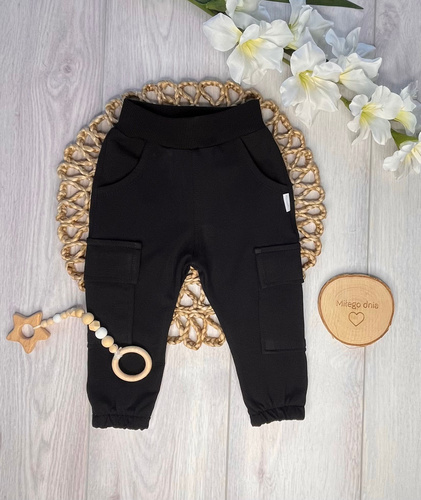 Spodnie dziecięce JOGGERY Mamatti SJ06 czarne – wygodne i miękkie