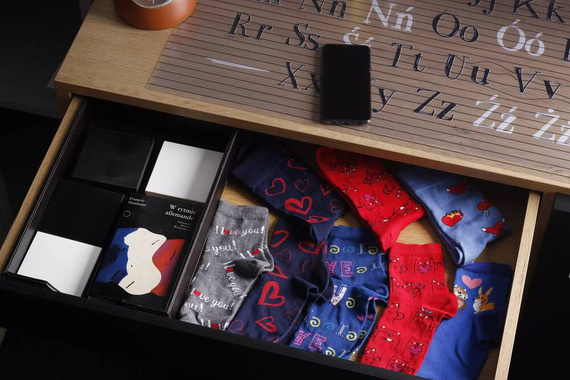 W84.01P Woman Casual Skarpety Walentynkowe damskie Wola 199/B6R - navy