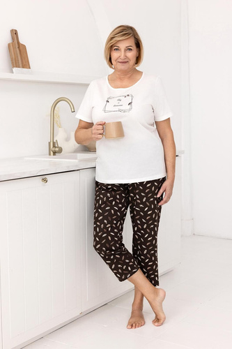 733 Piżama Regina ecru– bawełniana, z krótkim rękawem, półokrągły dekolt, nadruk z przodu