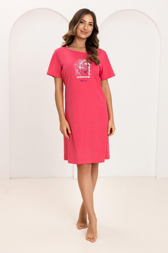 Koszula nocna Regina 174, bawełniana, krótki rękaw, półokrągły dekolt, nadruk- malinowa