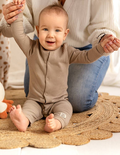 02234BSF "Natural Harmony" Pajac bez stópek Makoma fango