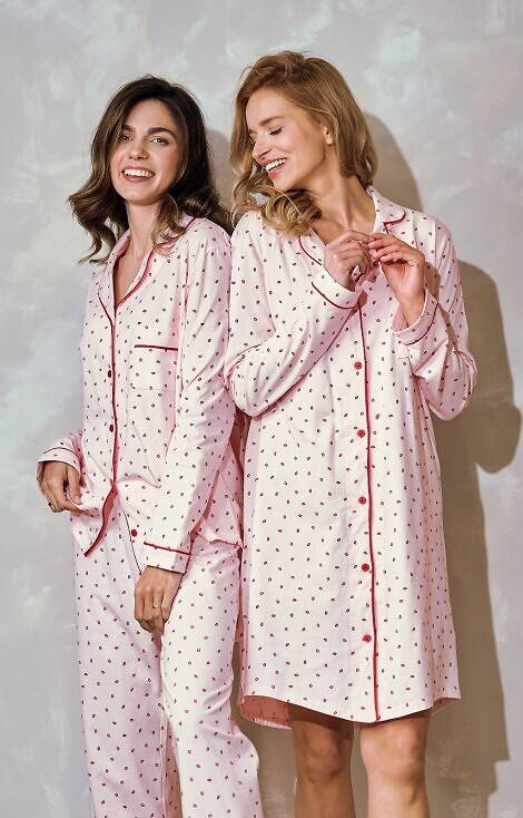 3229 Saanavi Koszula nocna rozpinana Taro- różowa