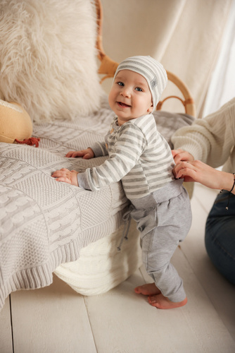 10247M "Melange" Spodnie niemowlęce dresowe Makoma szary