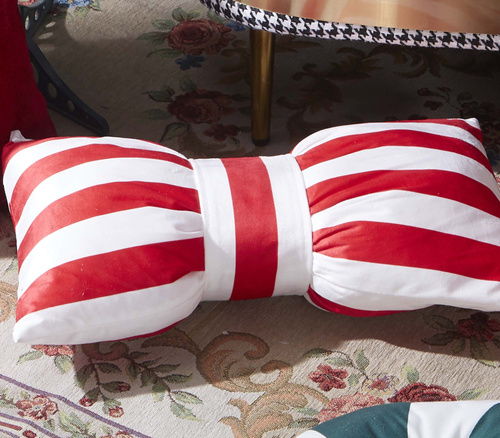 Poduszka świąteczna Kokarda 30x50 welurowa Spod Igły i Nitki – dekoracja bożonarodzeniowa