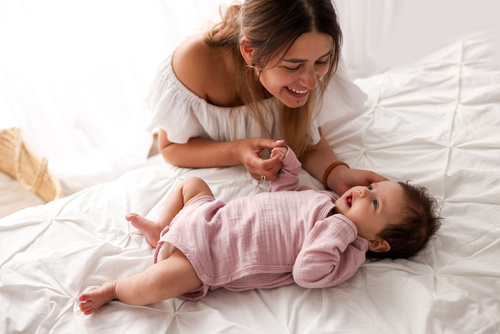 03235P "Just Muslin" Body rozpinane muślinowe Makoma pudrowy róż