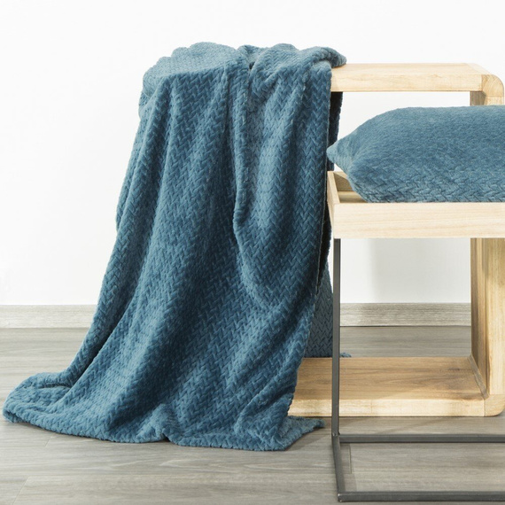 Cindy 3 Koc, narzuta Designe91 - różowy