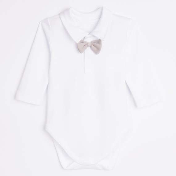 Komplet do Chrztu Nicol 169409 4-częściowy Body Muszka Bluza Spodnie Czapka