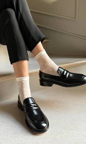 Livia Skarpetki Vaneziana- panna