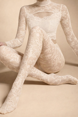 Rajstopy Knittex Chantilly 30 den – eleganckie rajstopy w koronkowy wzór ecru