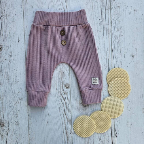 10249P "Natural Waffel" Spodnie niemowlęce dresowe Makoma pink