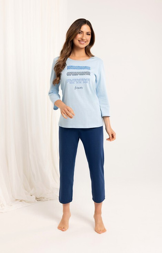 709 Piżama damska bawełniana niebieska – rękaw 3/4, spodnie 3/4, kolorowy nadruk