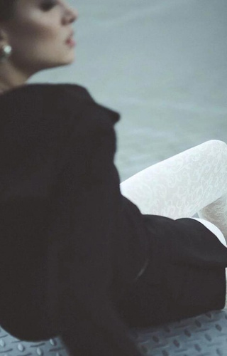 1235 Perse Rajstopy Gabriella ecru– ornamentowe 60 den, technologia 3D