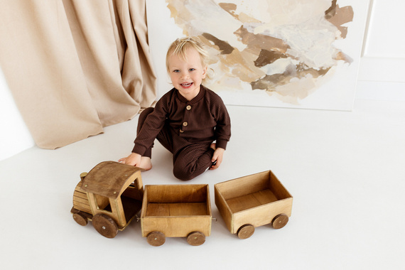 10249M "Natural Waffel" Spodnie niemowlęce dresowe Makoma mocha