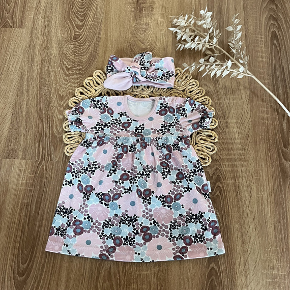 SK11132 Kwiaty Sukienka z krótkim rękawem Mamatti