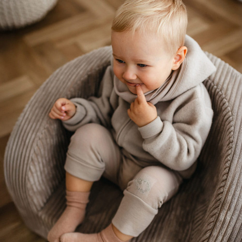 Kurtka dziecięca Eevi z wełny merino – beżowa, oddychająca i miękka