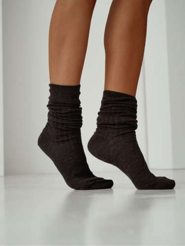 Podkolanówki 1627-001 Milena brązowy – wełniane, prążkowane, nieuciskający ściągacz