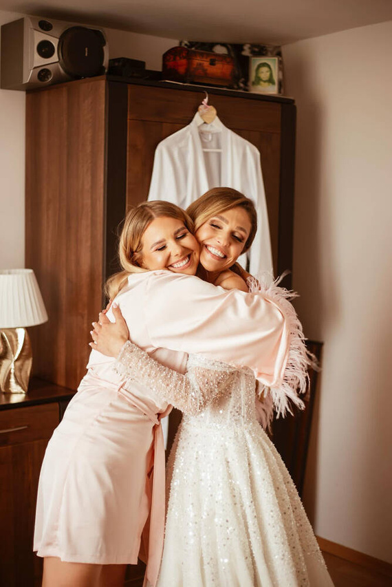 Marie Szlafrok damski satynowy ByShelly - pudrowy róż