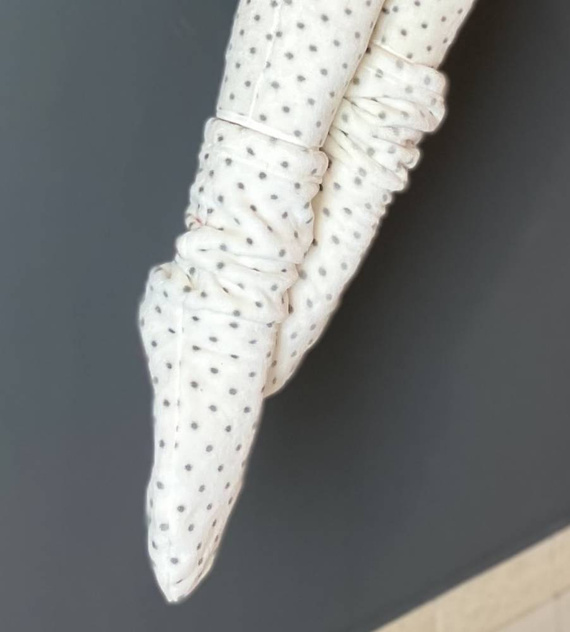 553/554 Wellsoft Gładkie skarpetki do spania De Lafense - ecru małe kropki