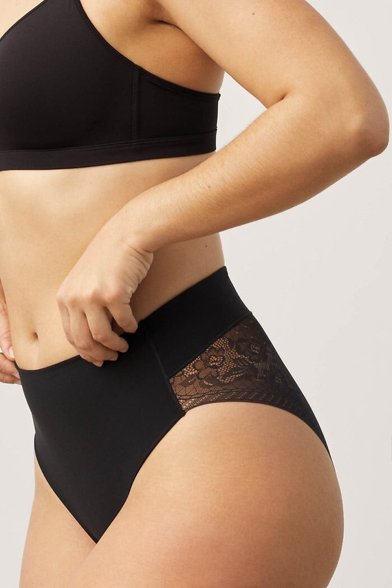 19617 Figi damskie Ysabel Mora  czarne– koronkowe, wygodne, klasyczne