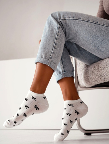 Stopki Małe Kokardki 1146-087 Milena – Bawełniane, Elastyczne, Komfortowe, Z Kokardkami ecru