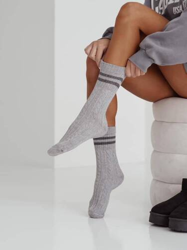 1542-001 Warkocz Skarpety damskie Milena - szary
