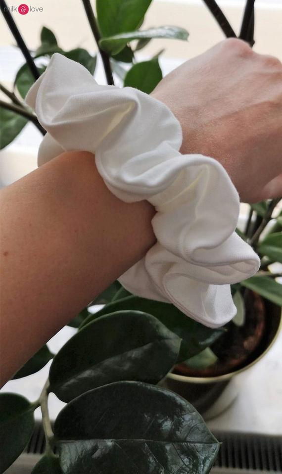 Scrunchie gumka do włosów gładka Milk&Love czarny