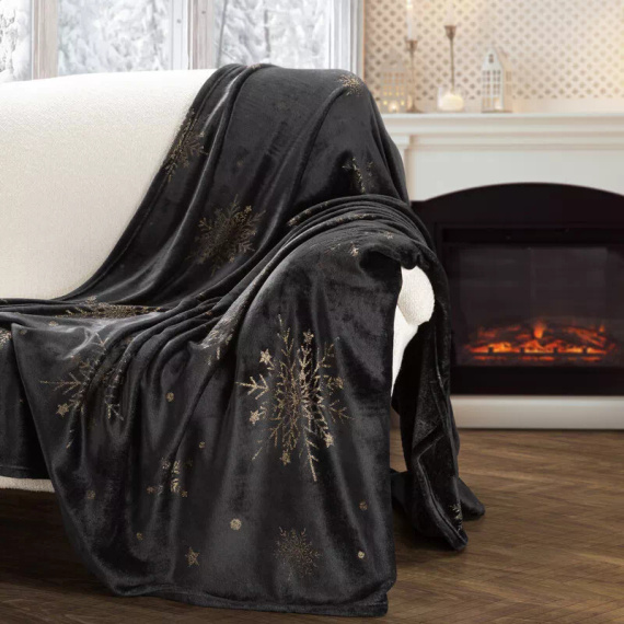 Koc świąteczny Eurofirany czarny złoty śnieżynki– miękka narzuta z mikrofibry, 240 g/m²
