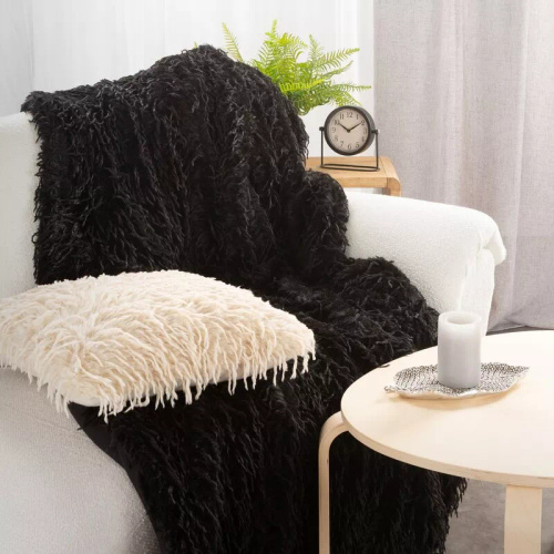 Adore Koc narzuta włochacz futrzak Eurofirany czarny